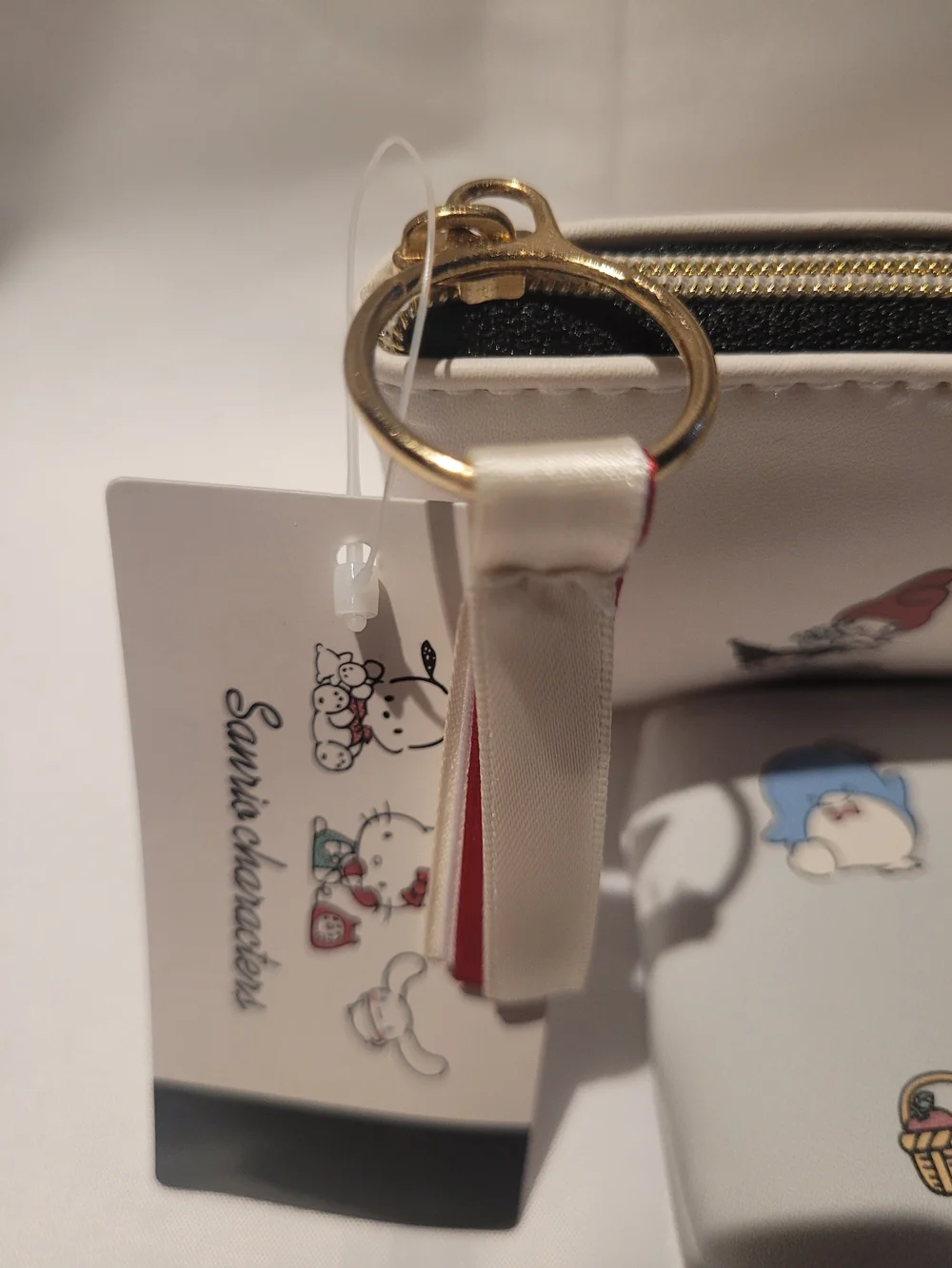 NWT Sanrio Characters White Zip Pouch Set - Cute Printed Women’s Bags
